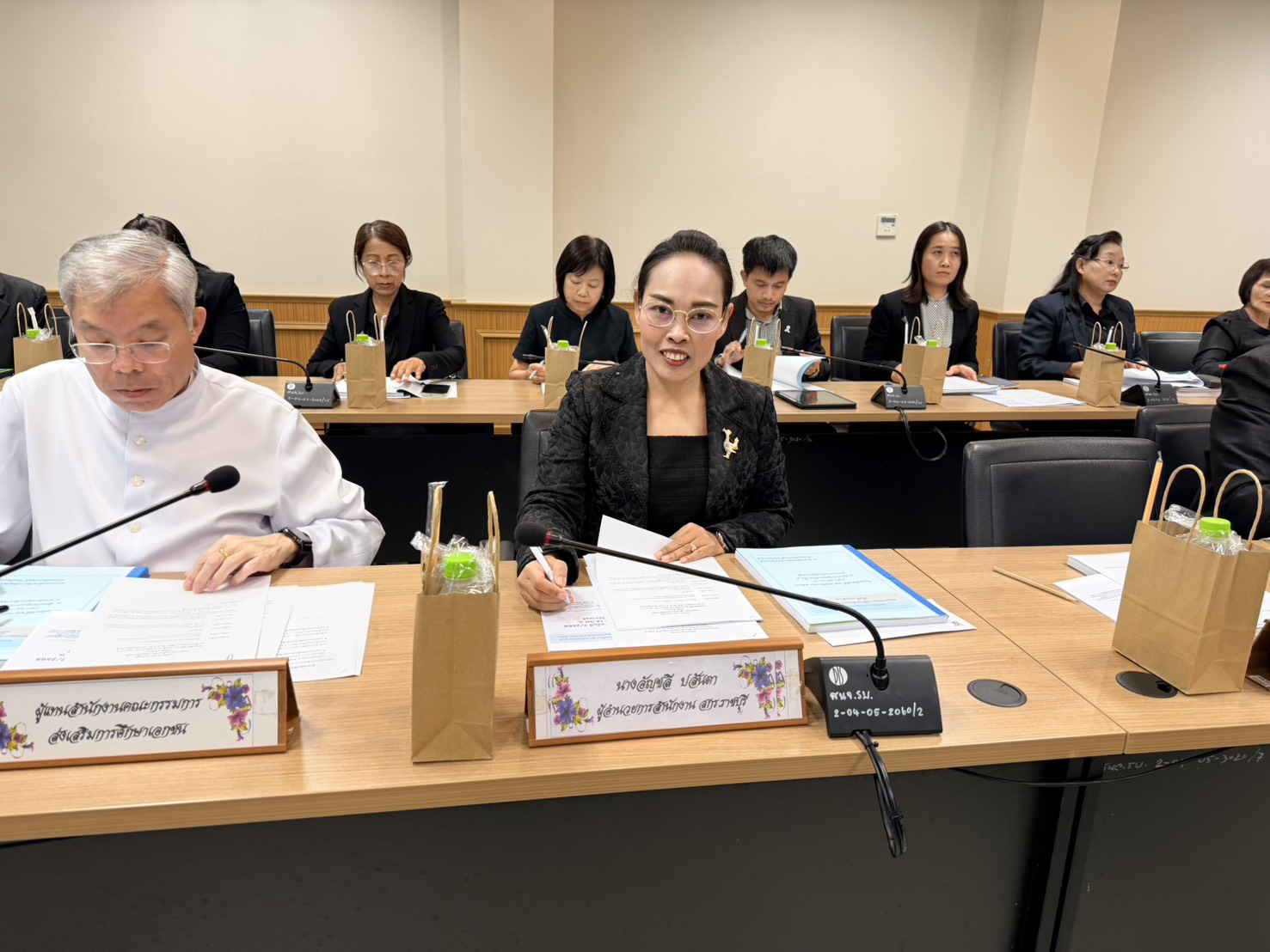 ผู้อำนวยการสำนักงานส่งเสริมการเรียนรู้ประจำจังหวัดราชบุรี เข้าร่วมการประชุมคณะกรรมการศึกษาธิการจังหวัดราชบุรี